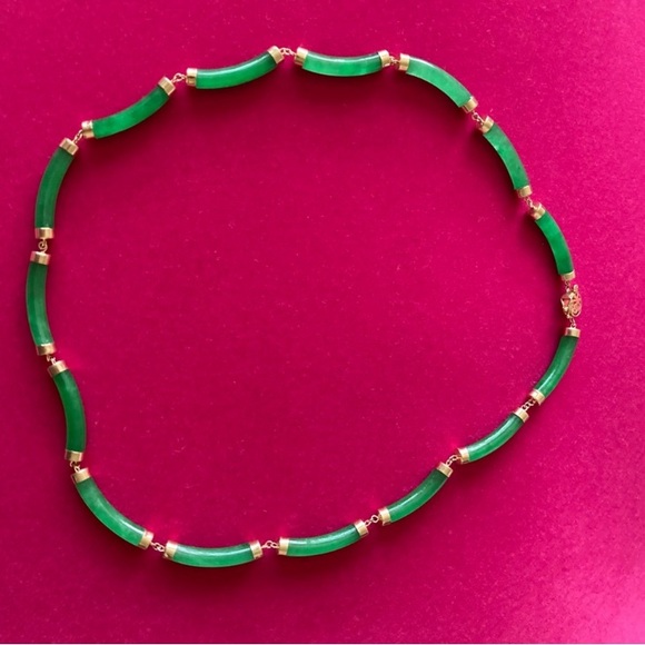 Genuine Green Jade Bar Necklace 14k Gold | Excellent Condition New No Tags - Picture 7 of 12